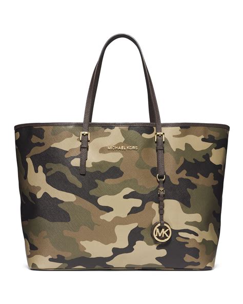 michael kors duffle camo tote|Michael Kors Tote shoulder bag.